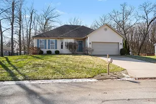55331 Falling Waters Ct, Elkhart, IN 46514 - Photo 2