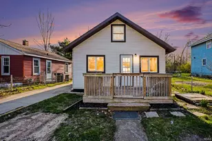 52942 Marks St, South Bend, IN 46637 - Photo 1