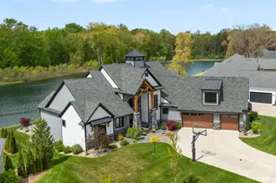 18455 Forest Glade Dr, South Bend, IN 46637 - Photo 2