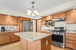 12164 Covered Wagon Ct, Granger, IN 46530 - Photo 6