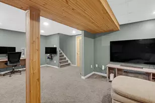 11532 Catlin Bridge Ct, Granger, IN 46530 - Photo 28