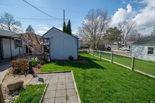 1001 Hubbard Ave, Mishawaka, IN 46544 - Photo 10
