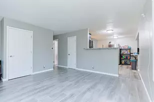 2122 N Elmer St, South Bend, IN 46628 - Photo 6