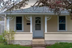 1723 E Calvert St, South Bend, IN 46613 - Photo 2