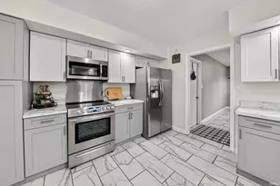 20911 Roycroft Dr, South Bend, IN 46614 - Photo 10