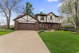 15810 Walnut Pointe, Granger, IN 46530 - Photo 2