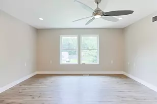 4024 Addison St, South Bend, IN 46614 - Photo 18