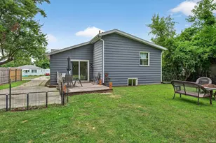 1222 Edgewood Dr, South Bend, IN 46616 - Photo 22