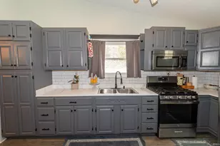 10999 Douglas Rd, Osceola, IN 46561 - Photo 8