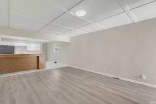 1225 S 27th St, South Bend, IN 46615 - Photo 14
