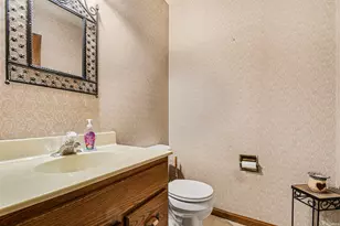 17440 Farmington Square Rd, Granger, IN 46530 - Photo 24