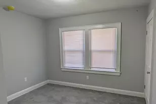 514 E Fairview Ave, South Bend, IN 46614 - Photo 12