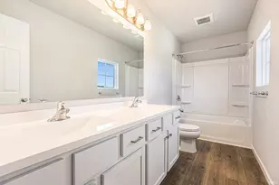 901 Breezewood Dr, Lakeville, IN 46536 - Photo 12