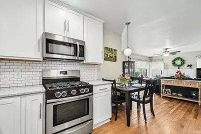1605 E Madison Street, South Bend, IN 46617 - Photo 8