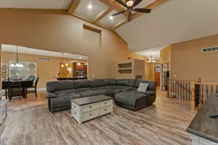 57907 Stone Creek Ct, Goshen, IN 46528 - Photo 4