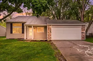 1828 Woodland Dr, Elkhart, IN 46514 - Photo 2