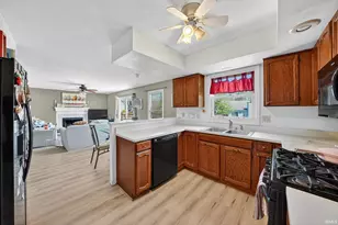 4210 Cross Creek Dr, South Bend, IN 46628 - Photo 8