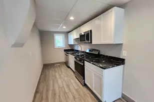 113 Arch St, New Carlisle, IN 46552 - Photo 6
