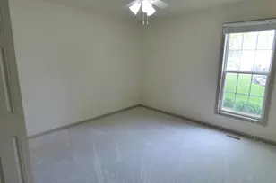 6433 Armstrong Dr, South Bend, IN 46614 - Photo 14