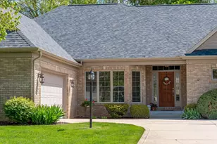 51118 Heatherton Ct, Granger, IN 46530 - Photo 2