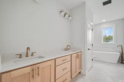 11152 Calle Jules Court #320, Osceola, IN 46561 - Photo 12