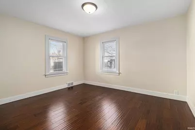 714 S 27th Street, South Bend, IN 46615 - Photo 6