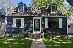 2240 Parkview Pl, South Bend, IN 46616 - Photo 1