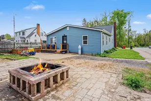 219 W Patterson St, Lakeville, IN 46536 - Photo 16