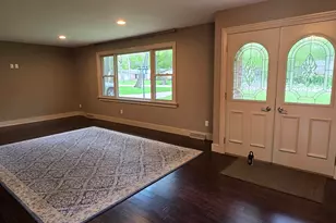 54519 Whispering Oak Dr, Mishawaka, IN 46545 - Photo 4