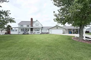 8902 S 900 E Rd, Walkerton, IN 46574 - Photo 1
