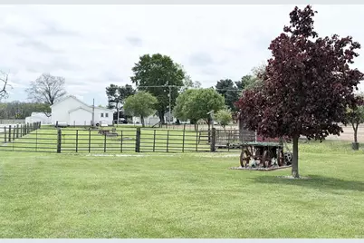 8902 S 900 E Road, Walkerton, IN 46574 - Photo 16