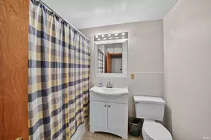 612 W 14th St, Mishawaka, IN 46544 - Photo 12