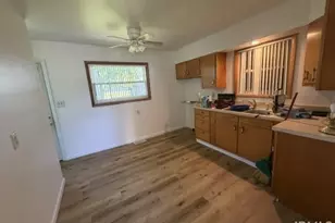 5109 Mayfair Pl, South Bend, IN 46619 - Photo 8