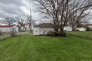 2702 Prast Blvd, South Bend, IN 46628 - Photo 18
