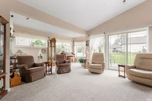 25251 Brynnwood Dr, Elkhart, IN 46514 - Photo 10