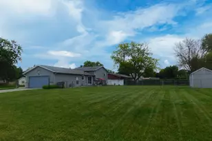 27500 Lamplighter Ln, Elkhart, IN 46514 - Photo 30
