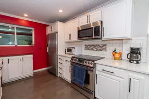 51795 Juniper Rd, South Bend, IN 46637 - Photo 6