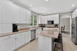 14296 Parkridge Dr, Granger, IN 46530 - Photo 8