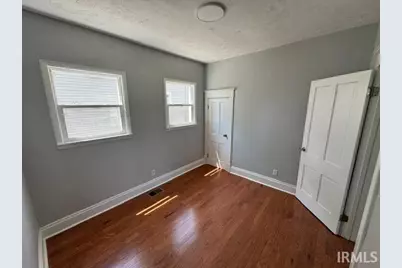 924 S 26th Street, South Bend, IN 46615 - Photo 10