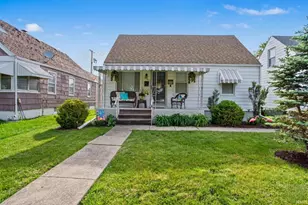 830 S Falcon St, South Bend, IN 46619 - Photo 2