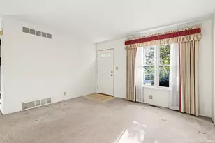 1345 Providence Ct, Mishawaka, IN 46544 - Photo 6
