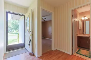 1870 St Michaels Ct, South Bend, IN 46614 - Photo 2
