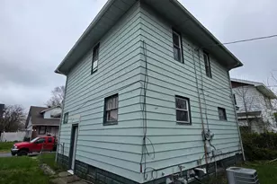 2022 Roger St, South Bend, IN 46628 - Photo 18
