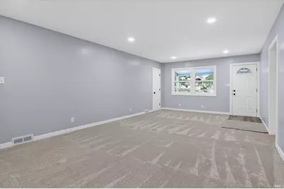 11924 Riverview Boulevard, Osceola, IN 46561 - Photo 8