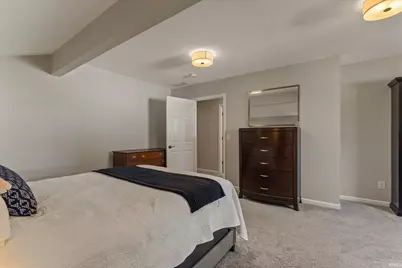 706 N Hill Street, South Bend, IN 46617 - Photo 22