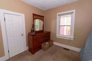 919 N St Louis Blvd, South Bend, IN 46617 - Photo 8