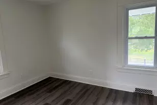 1123 Miner St, South Bend, IN 46617 - Photo 14