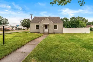 502 Sunset Ave, Elkhart, IN 46514 - Photo 2