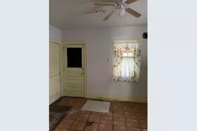 909 Huey Street, South Bend, IN 46628 - Photo 10