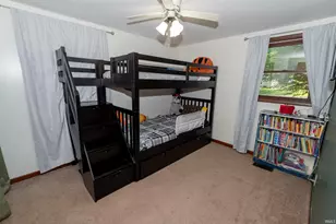 2527 Sampson St, South Bend, IN 46614 - Photo 14